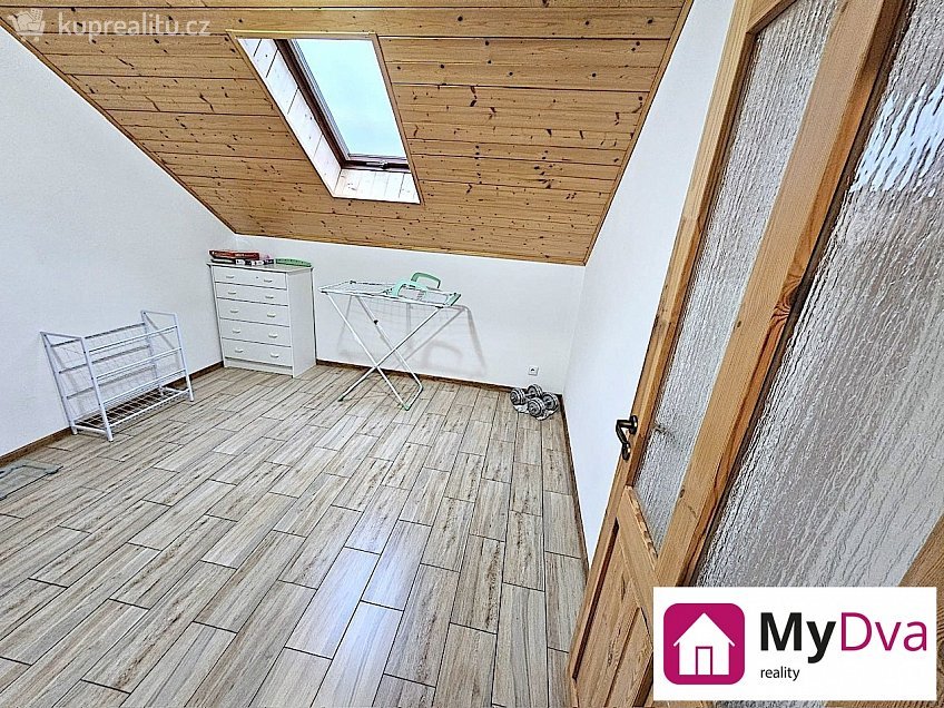 Prodej bytu 3+kk 64 m^2 Poštovní, Znojmo 