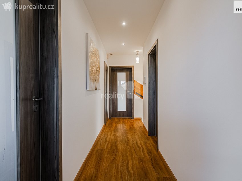 Prodej  rodinného domu 152 m^2 Sluštice, Sluštice 