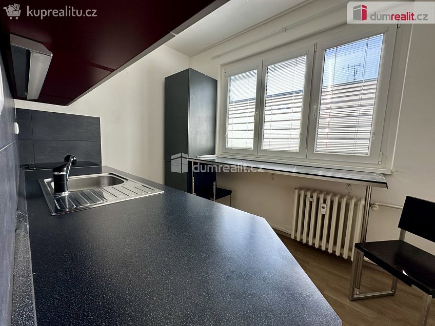Pronájem bytu 2+1 54 m^2 M. Knesla, Zlín 