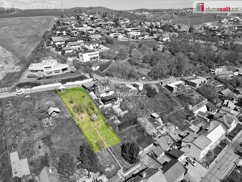 Prodej  stavebního pozemku 722 m^2 Nad Humny, Zlín 