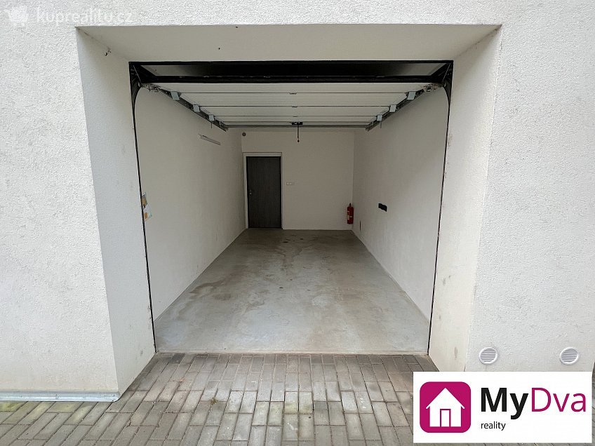 Pronájem bytu 2+kk 60 m^2 Gagarinova, Znojmo 