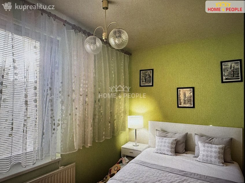 Prodej bytu 3+1 64 m^2 Národní, Prachatice 