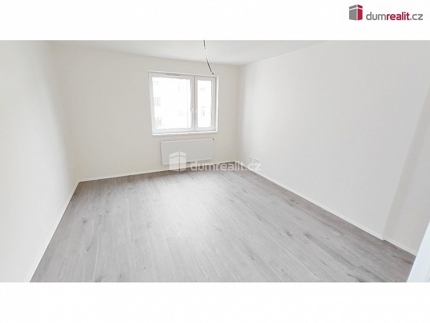 Pronájem bytu 1+kk 30 m^2 Nad Kolčavkou, Praha 9 