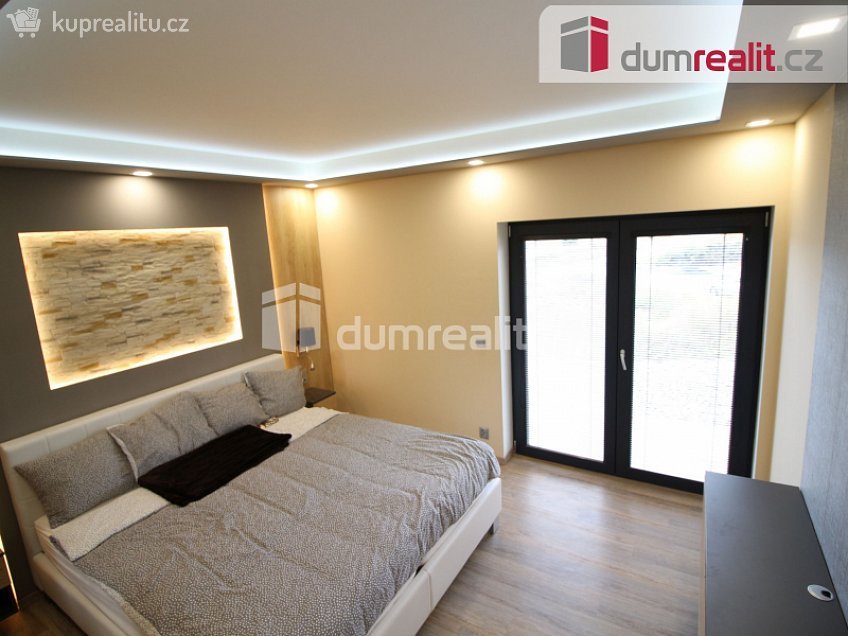Prodej bytu 2+kk 51 m^2 Boží Dar, Boží Dar 