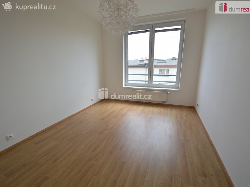 Pronájem bytu 3+kk 86 m^2 Melodická, Praha 13 
