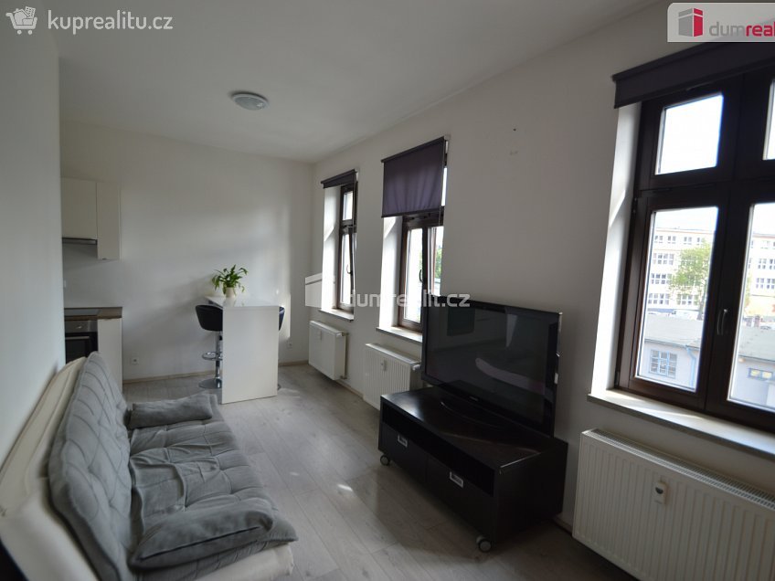 Prodej bytu 1+kk 34 m^2 Jankovcova, Praha 7 