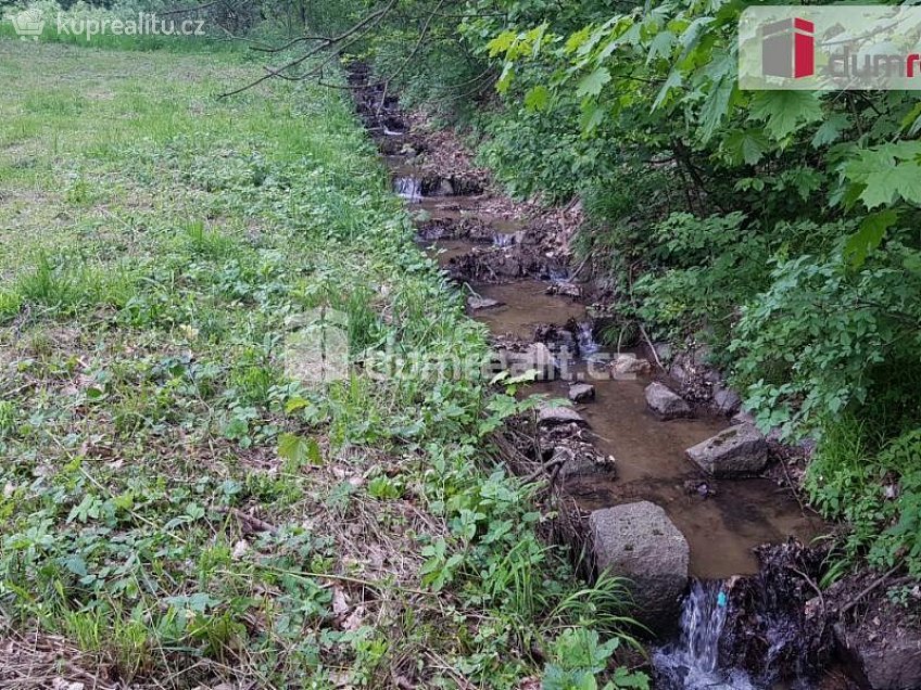 Prodej  stavebního pozemku 1127 m^2 Vysoká Pec, Vysoká Pec 
