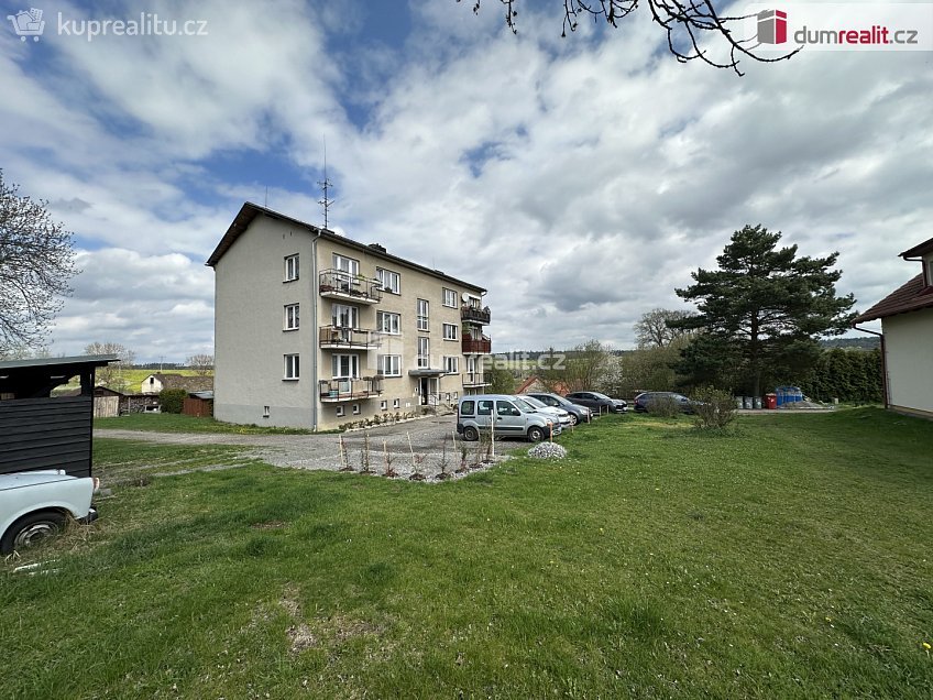 Prodej bytu 3+1 83 m^2 Jickovice, Jickovice 