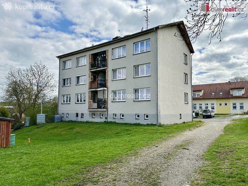 Prodej bytu 3+1 83 m^2 Jickovice, Jickovice 