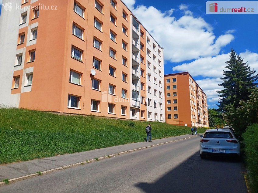 Pronájem bytu 1+1 35 m^2 Mládeže, Jílové 