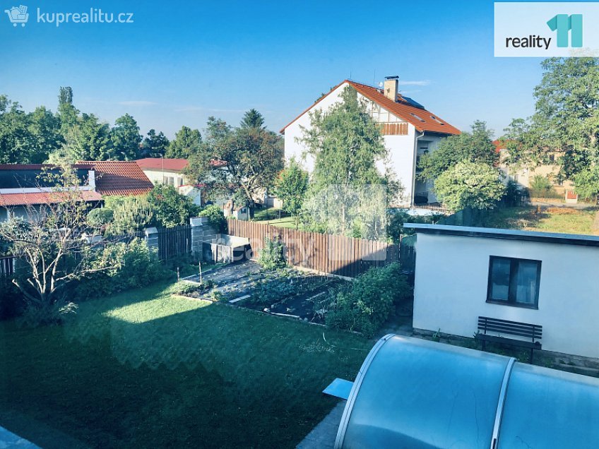 Pronájem bytu 1+kk 30 m^2 Baštýřská, Praha 14 