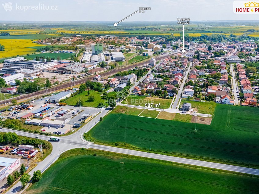 Prodej  stavebního pozemku 587 m^2 Dělnická, Pečky 