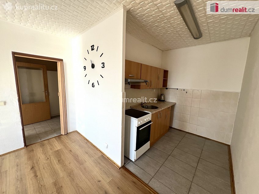 Pronájem bytu 2+kk 54 m^2 Benešova, Kolín 