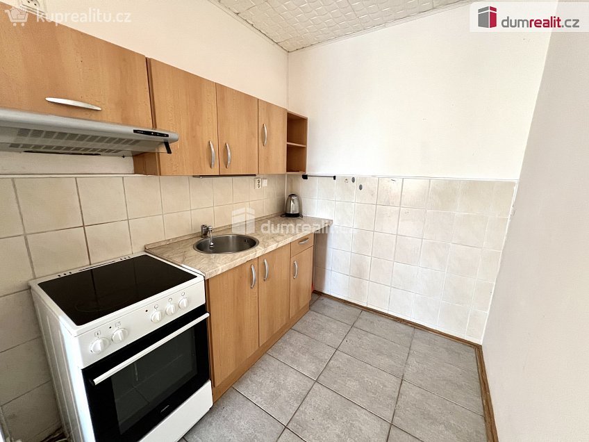 Pronájem bytu 2+kk 54 m^2 Benešova, Kolín 
