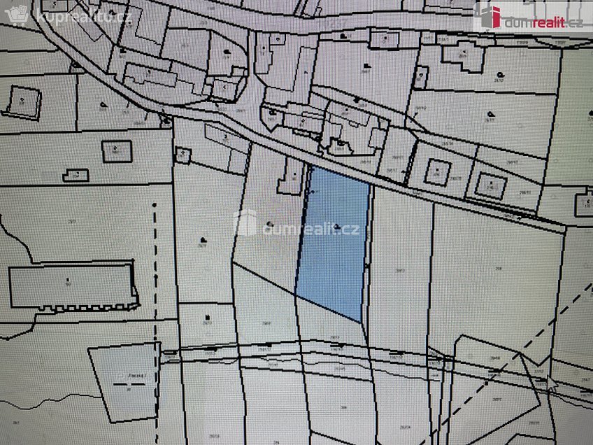 Prodej  stavebního pozemku 2276 m^2 Klučenice, Klučenice 
