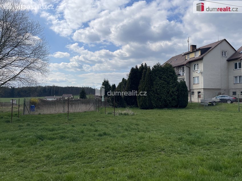 Prodej  stavebního pozemku 2943 m^2 Klučenice, Klučenice 