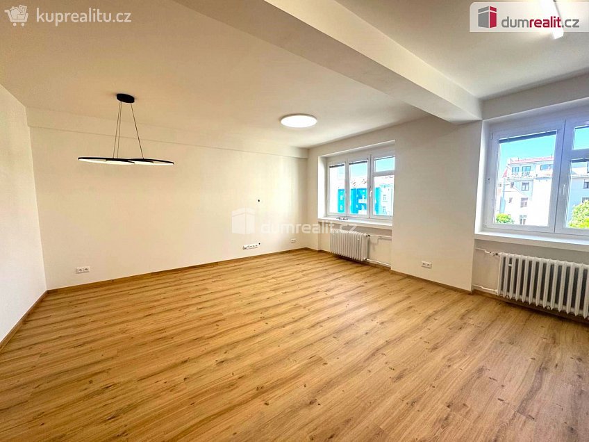 Pronájem bytu 3+kk 82 m^2 U svobodárny, Praha 9 