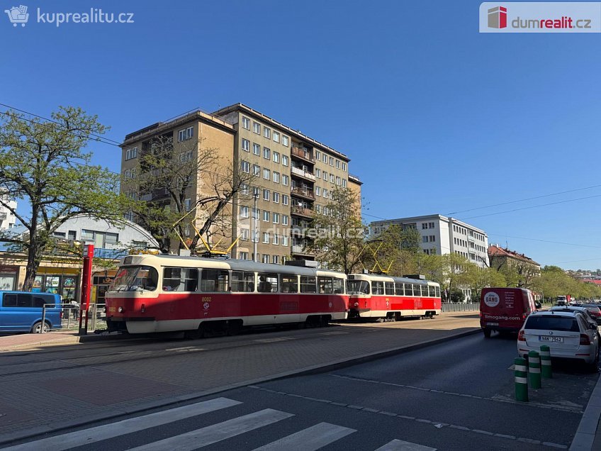 Pronájem bytu 3+kk 82 m^2 U svobodárny, Praha 9 