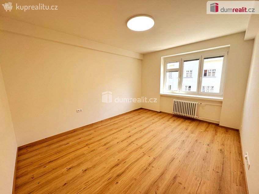 Pronájem bytu 3+kk 82 m^2 U svobodárny, Praha 9 