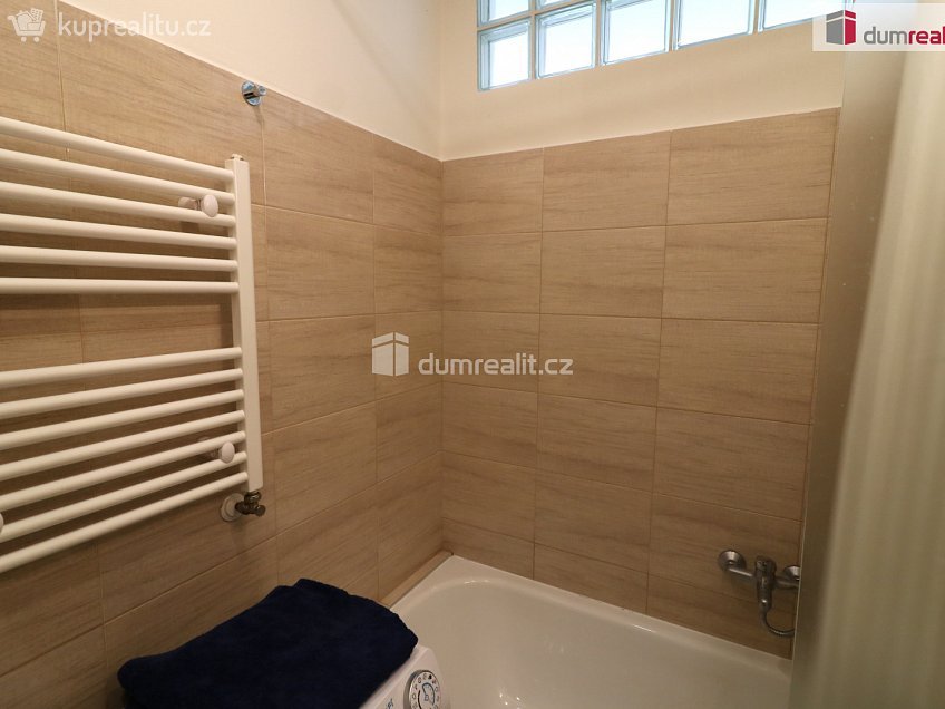 Pronájem bytu 2+1 72 m^2 Smetanova, Mělník 
