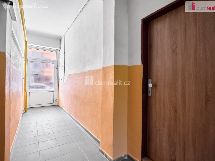 Prodej bytu 2+kk 35 m^2 Sokolovská, Karlovy Vary 