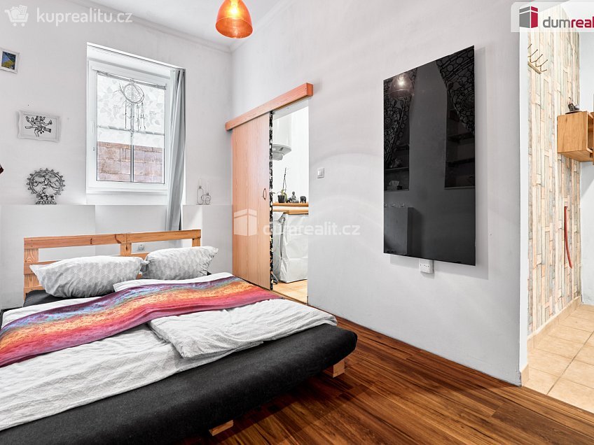 Prodej bytu 2+kk 35 m^2 Sokolovská, Karlovy Vary 