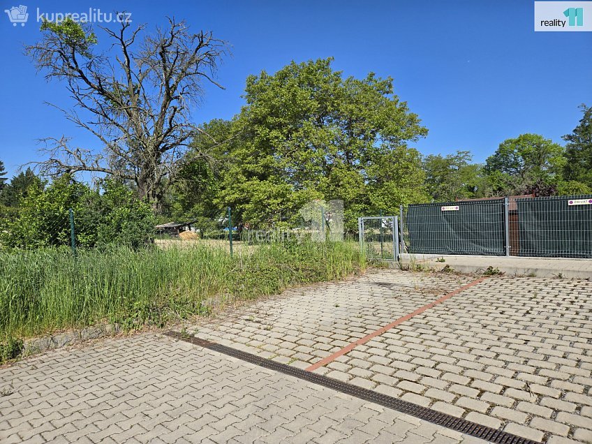 Pronájem bytu 1+kk 31 m^2 U Hrubých, Vestec 