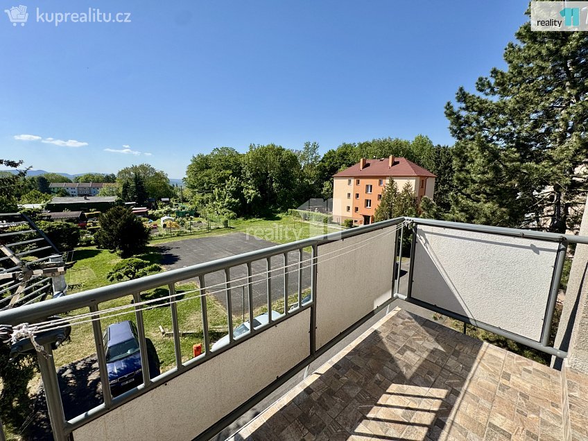 Prodej bytu 3+1 70 m^2 Důl Bedřich, Dubí 