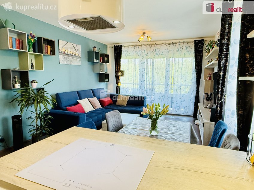 Prodej bytu 3+kk 77 m^2 Mantovská, Praha 15 