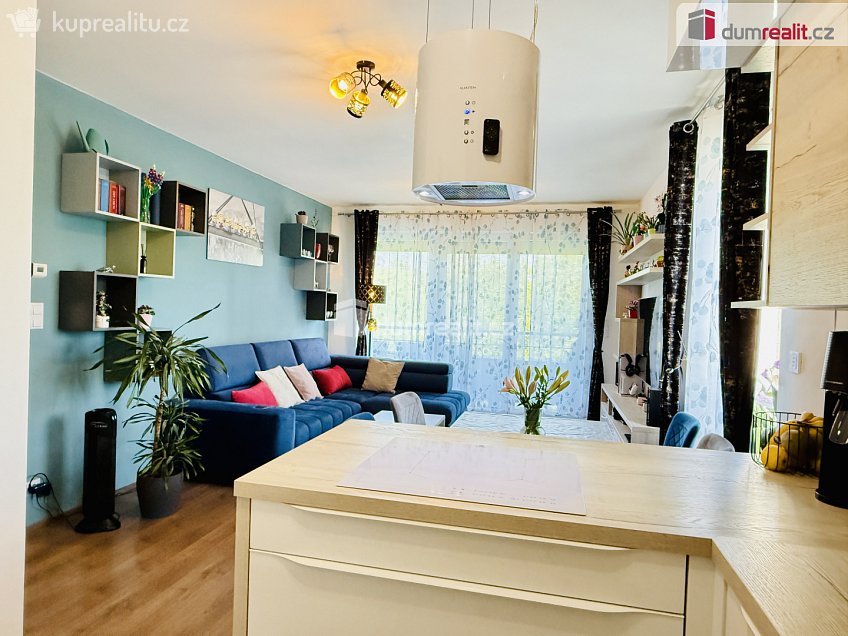 Prodej bytu 3+kk 77 m^2 Mantovská, Praha 15 