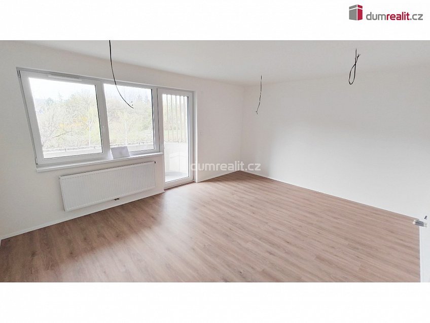Pronájem bytu 3+kk 82 m^2 Nad Kolčavkou, Praha 9 