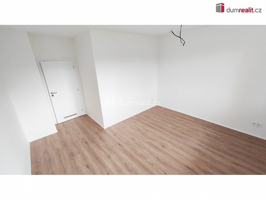 Pronájem bytu 3+kk 82 m^2 Nad Kolčavkou, Praha 9 