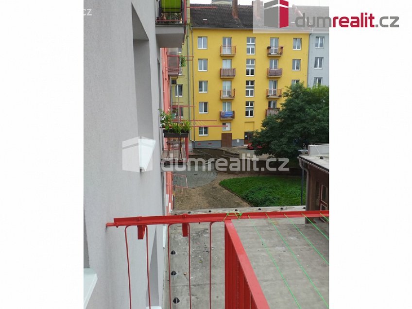 Pronájem bytu 3+1 70 m^2 Kolářská, Opava 