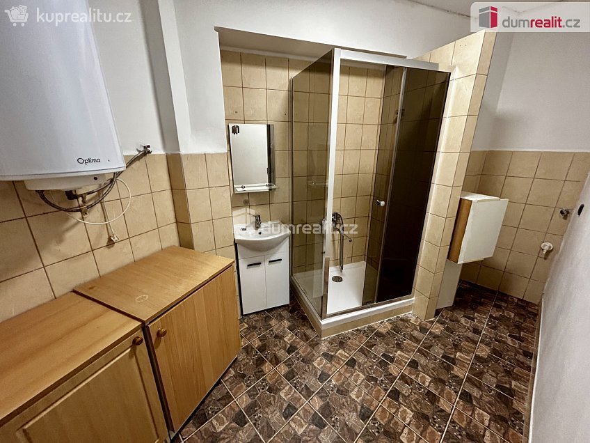 Pronájem bytu 2+1 58 m^2 Sokolovská, Karlovy Vary 
