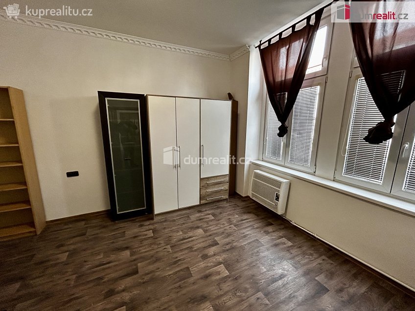 Pronájem bytu 2+1 58 m^2 Sokolovská, Karlovy Vary 