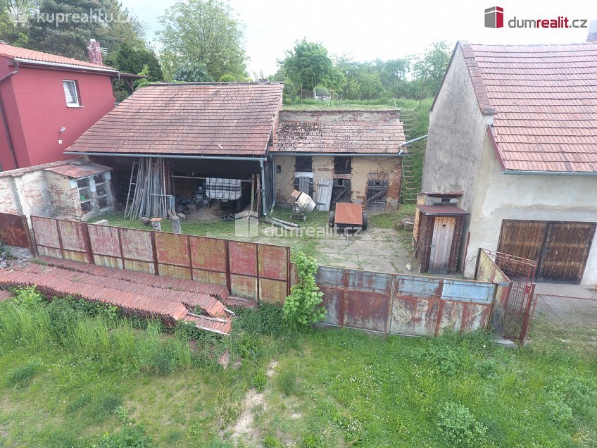 Prodej  rodinného domu 180 m^2 Na Dolce, Sovínky 