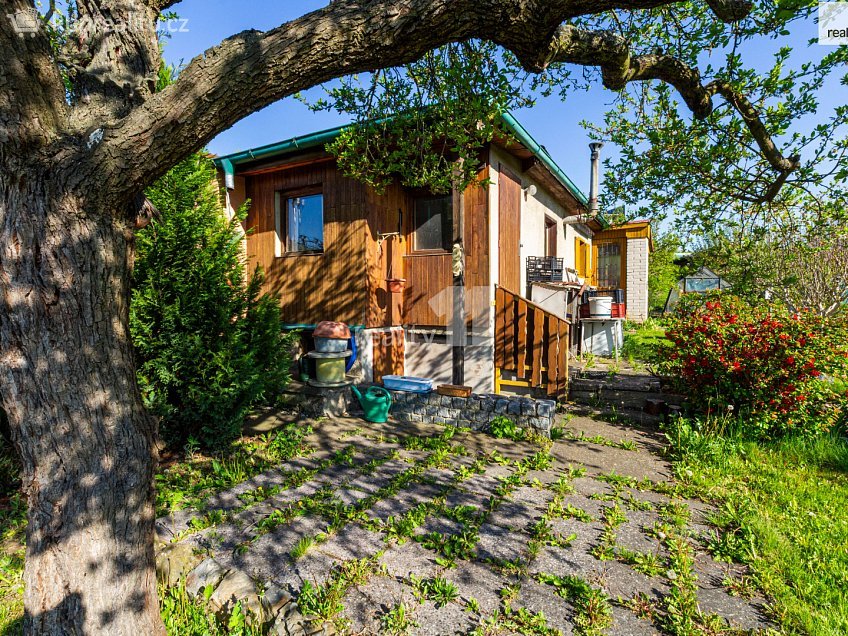 Prodej  zahrady 418 m^2 Přetlucká, Praha 10 