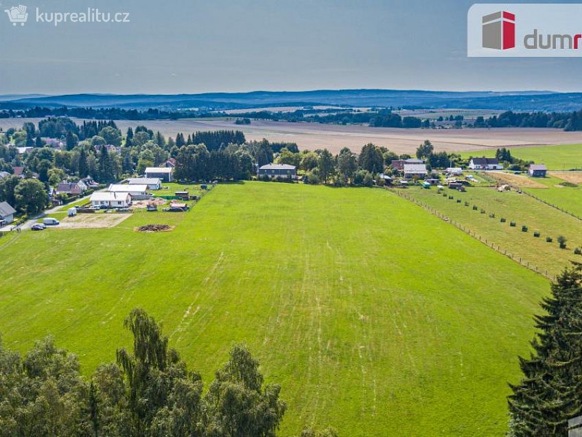 Prodej  stavebního pozemku 1744 m^2 Tři Sekery, Tři Sekery 