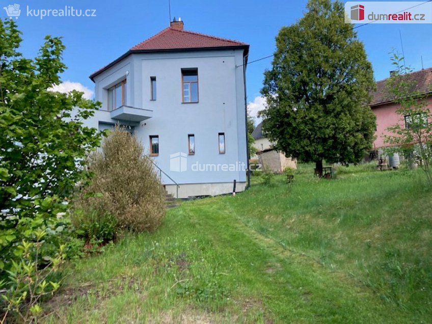 Prodej  vily 960 m^2 U ozdravovny, Senohraby 
