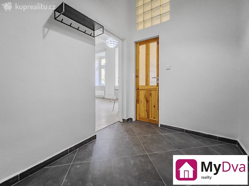 Pronájem bytu 1+kk 40 m^2 Havlíčkova, Znojmo 