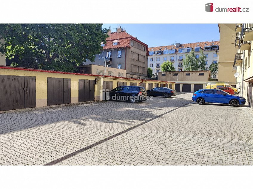 Pronájem  garáže 19 m^2 K lánu, Praha 6 