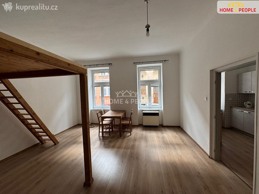 Pronájem bytu 1+1 40 m^2 Štítného, České Budějovice 