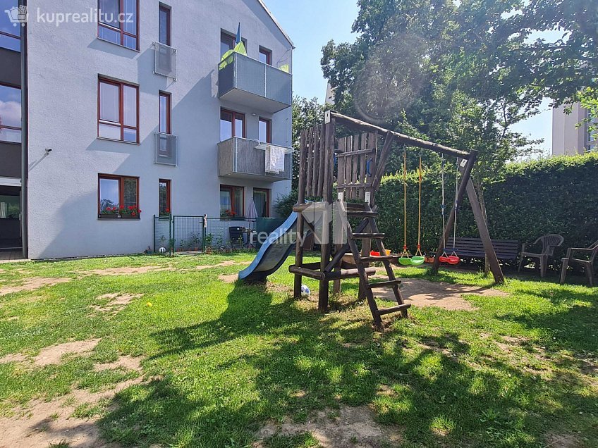 Pronájem bytu 2+kk 69 m^2 Sportovců, Kutná Hora 
