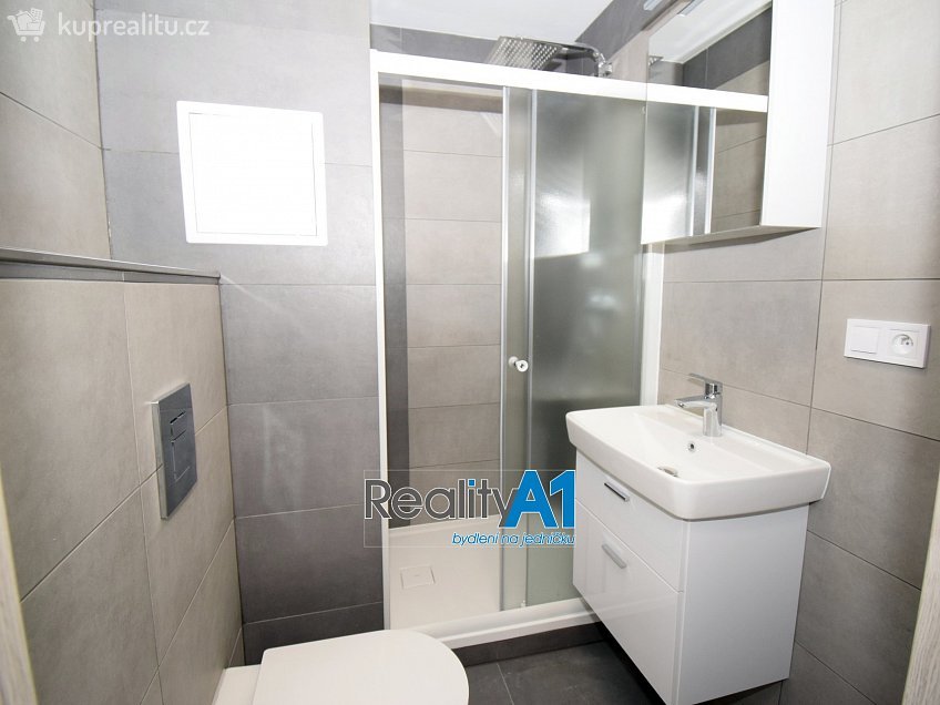 Prodej bytu 2+kk 39 m^2 Soukenická, Liberec 