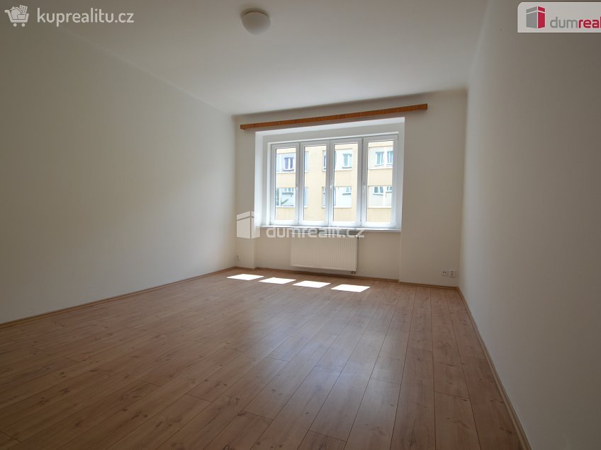 Pronájem bytu 3+kk 80 m^2 Přípotoční, Praha 10 