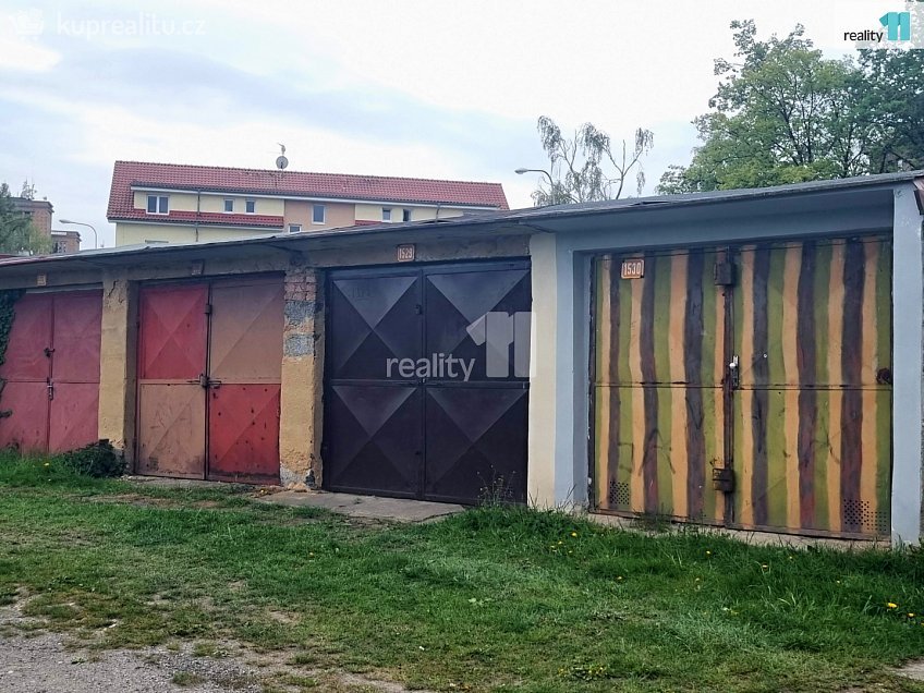 Prodej  garáže 21 m^2 Míru, Kladno 