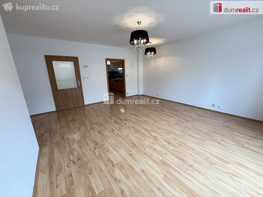 Pronájem  rodinného domu 120 m^2 Na rampách, Praha-Vinoř 