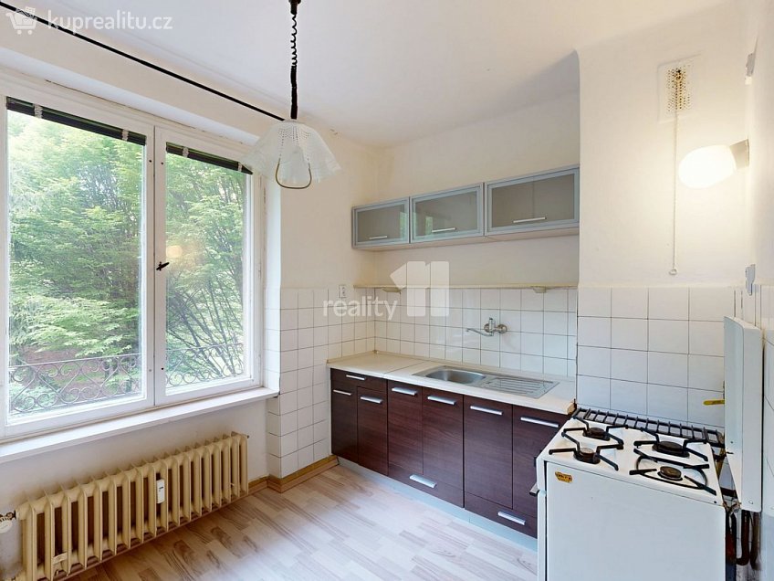 Prodej bytu 2+1 55 m^2 Kladenská, Praha 6 
