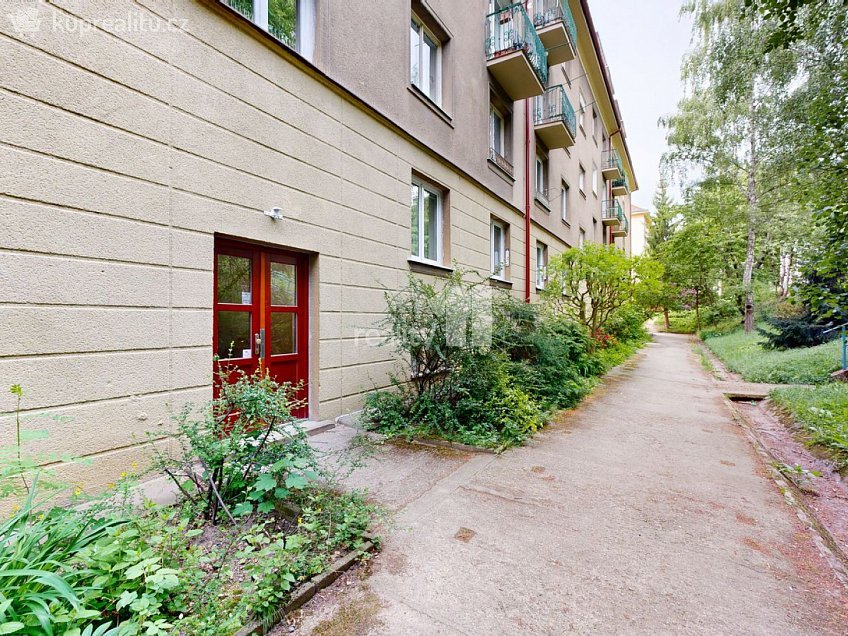 Prodej bytu 2+1 55 m^2 Kladenská, Praha 6 