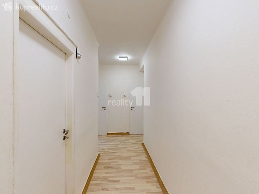 Prodej bytu 2+1 55 m^2 Kladenská, Praha 6 